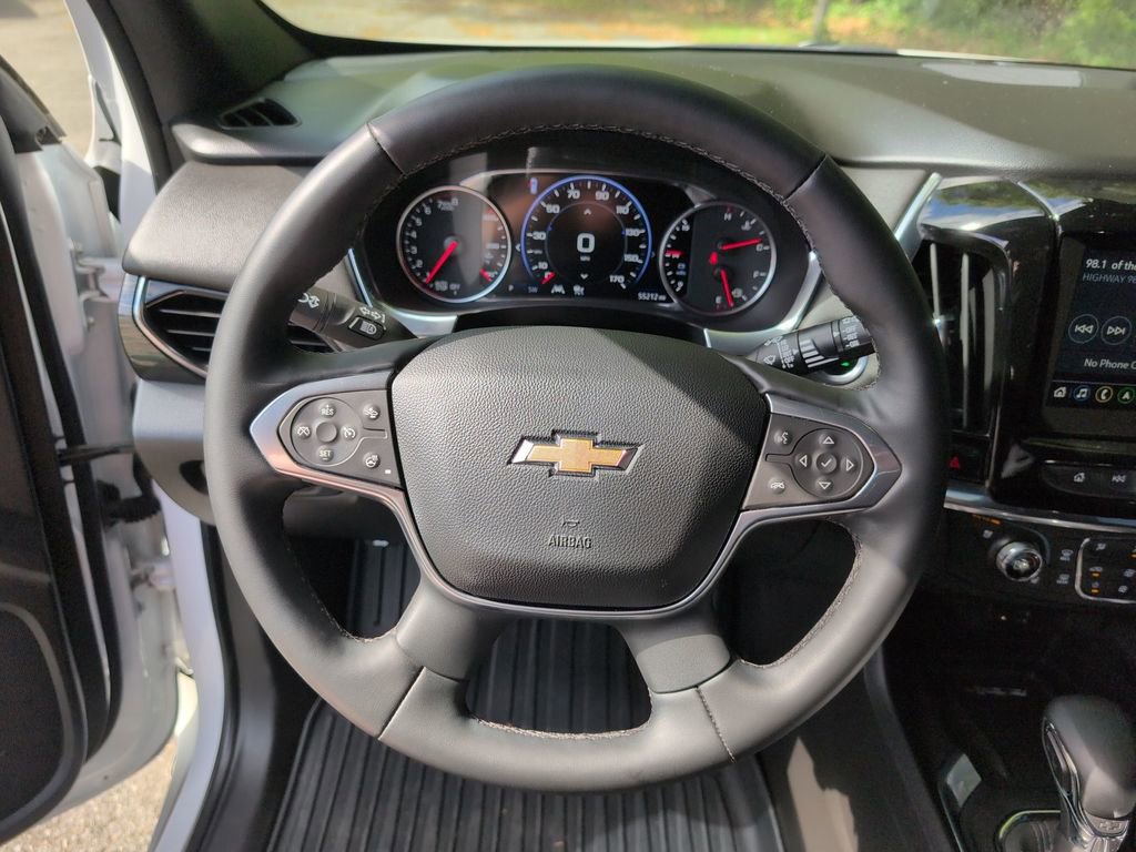 Used 2023 Chevrolet Traverse High Country image 13