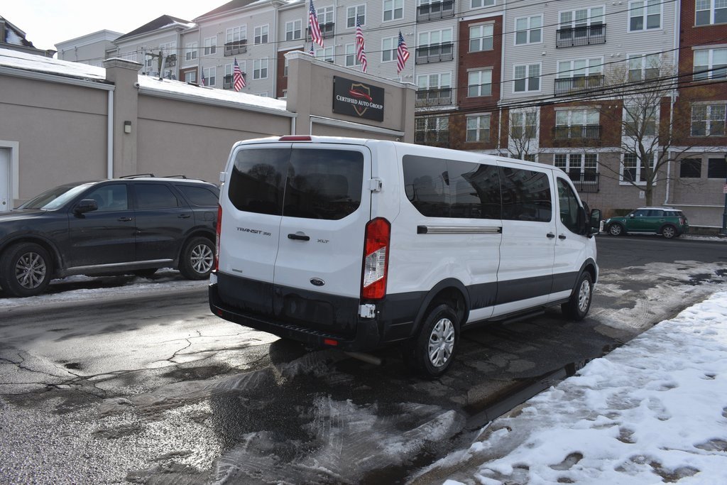 Used 2023 Ford Transit 350 XLT image 5