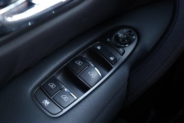 Certified 2024 Nissan Armada SL w/ Midnight Edition Package AWD/4WD image 19