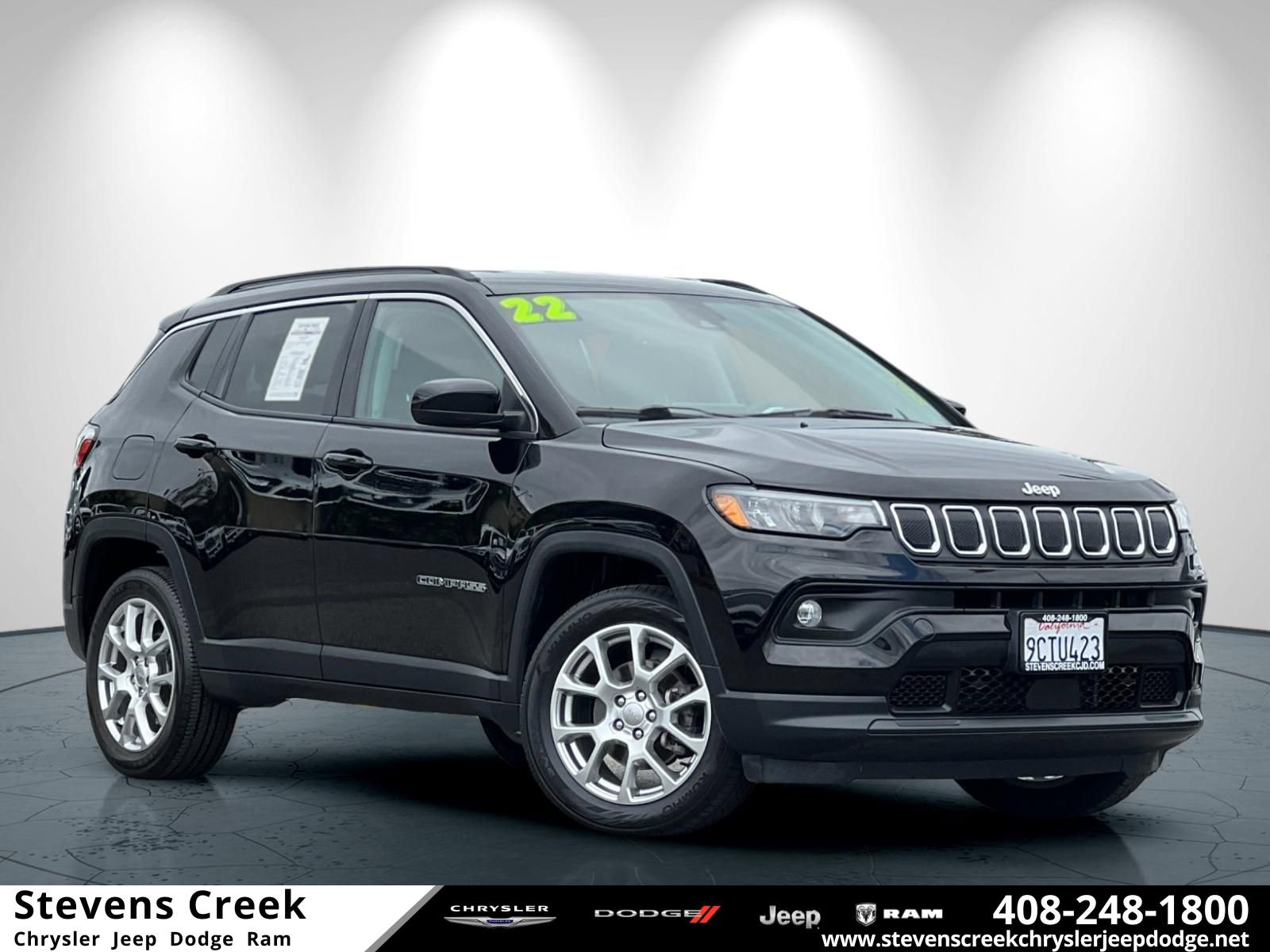 Used 2022 Jeep Compass Latitude AWD/4WD image 1