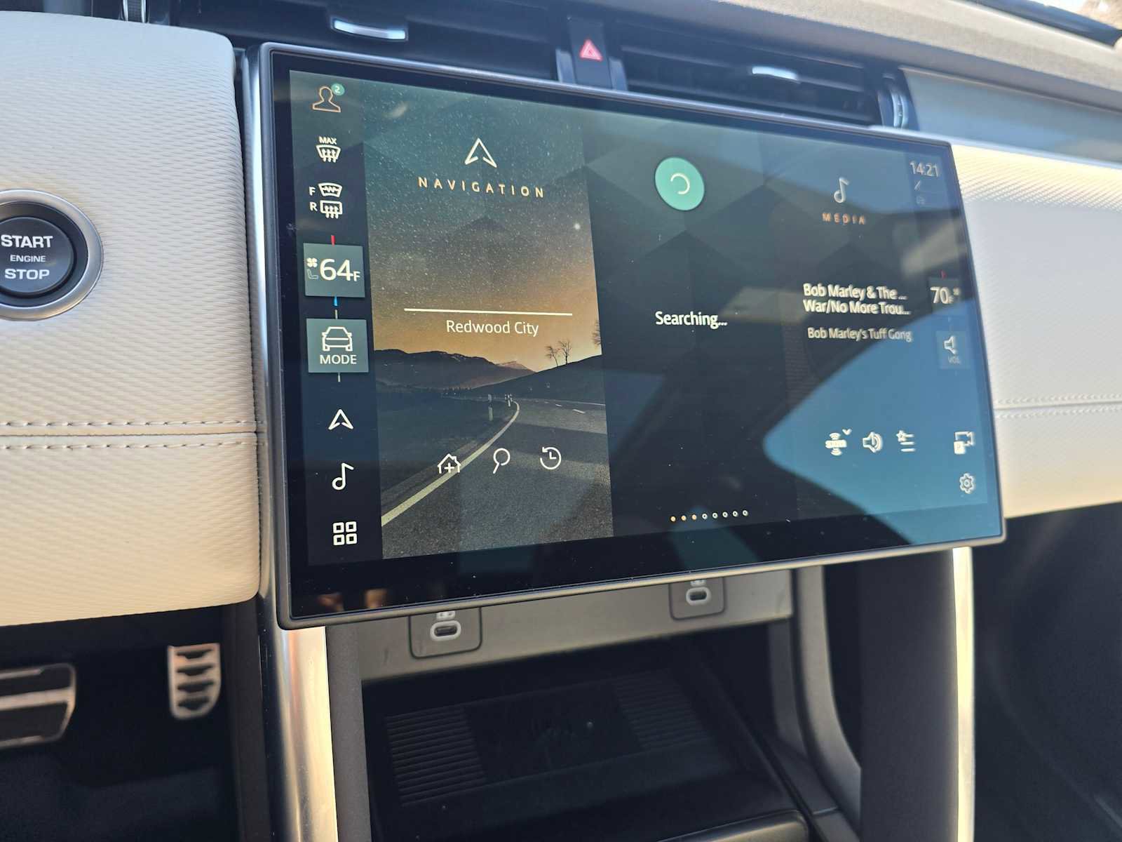 Used 2025 Land Rover Discovery Sport Dynamic SE image 28