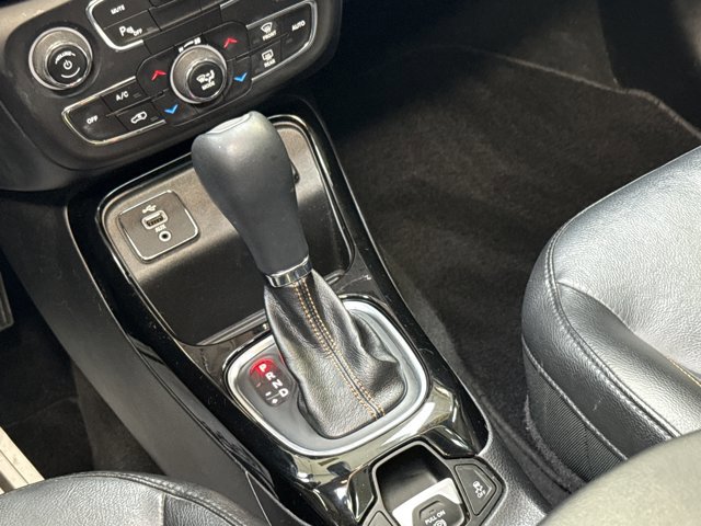 Used 2018 Jeep Compass Limited w/ Navigation Group image 26