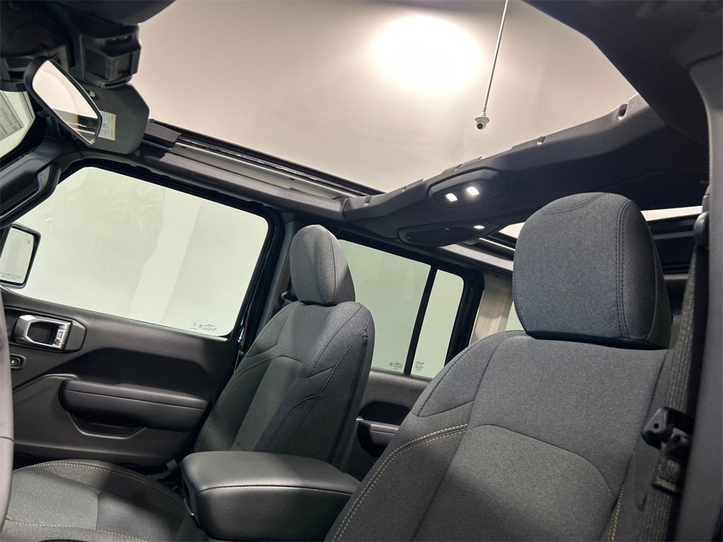New 2025 Jeep Wrangler Sport S image 27