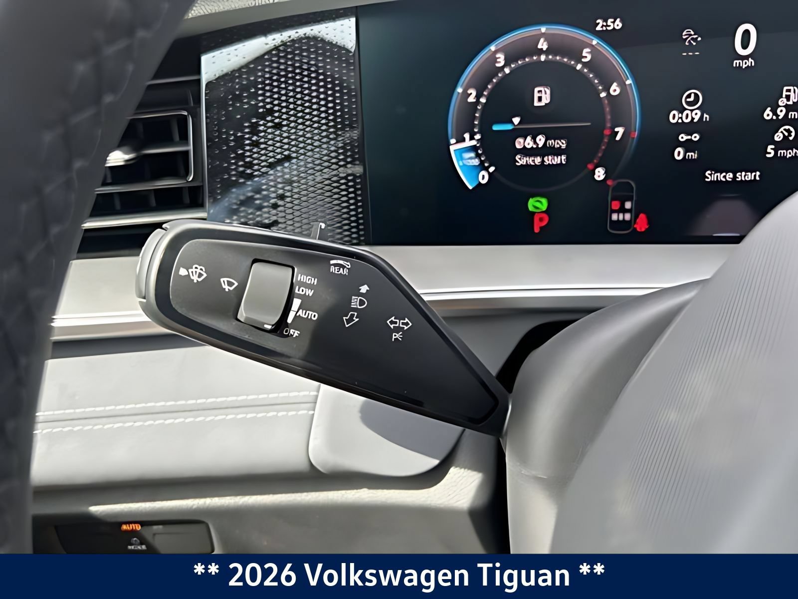 New 2026 Volkswagen Tiguan SE R-Line AWD/4WD image 21