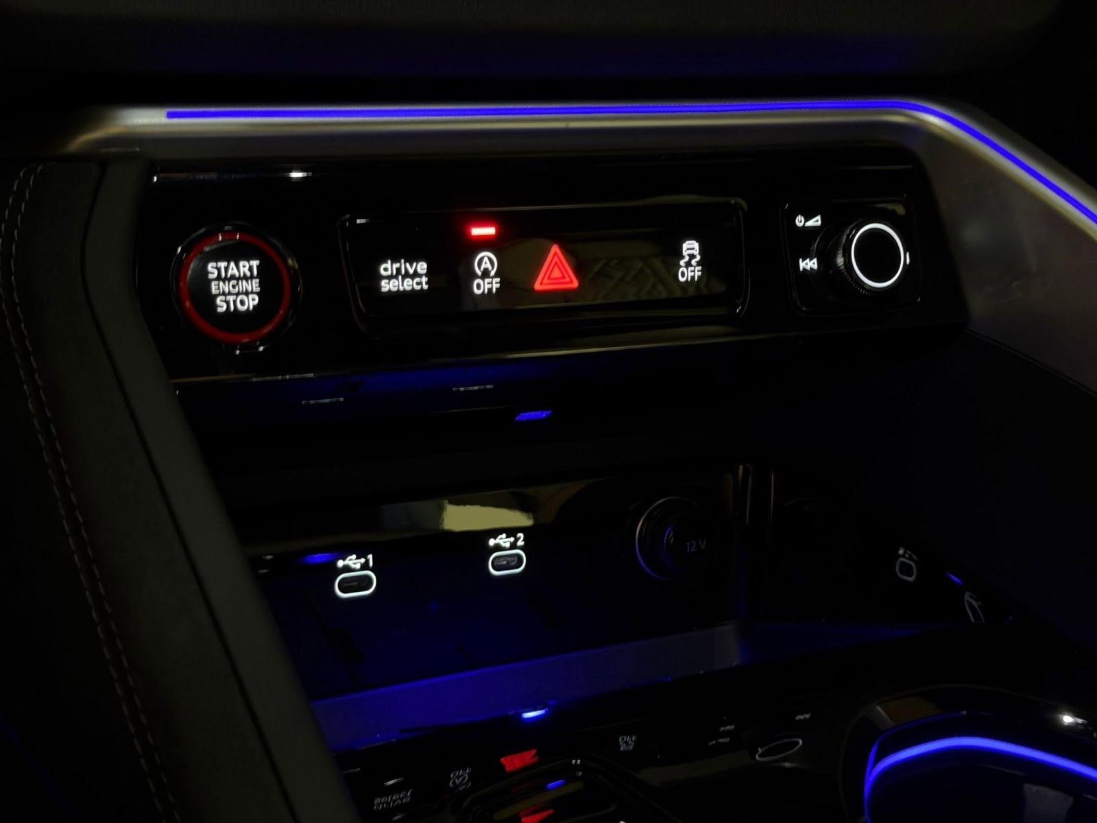 New 2025 Audi SQ5 Prestige AWD/4WD image 26