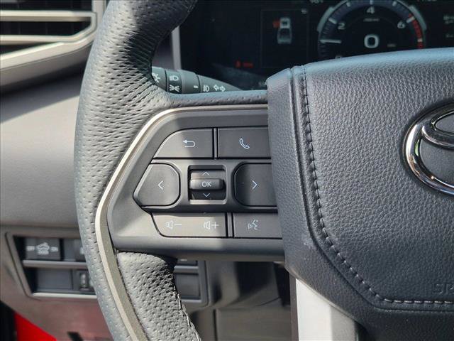 Used 2026 Toyota Tundra Limited AWD/4WD image 13