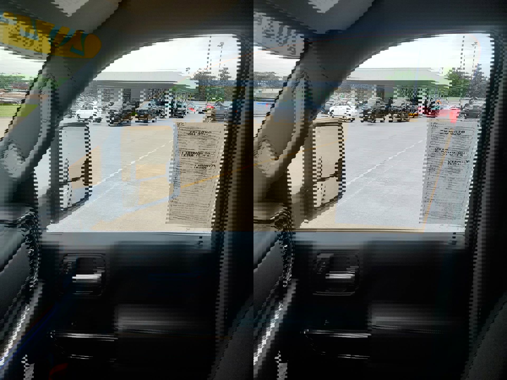 Used 2024 Chevrolet Silverado 2500 LT w/ Convenience Package image 12