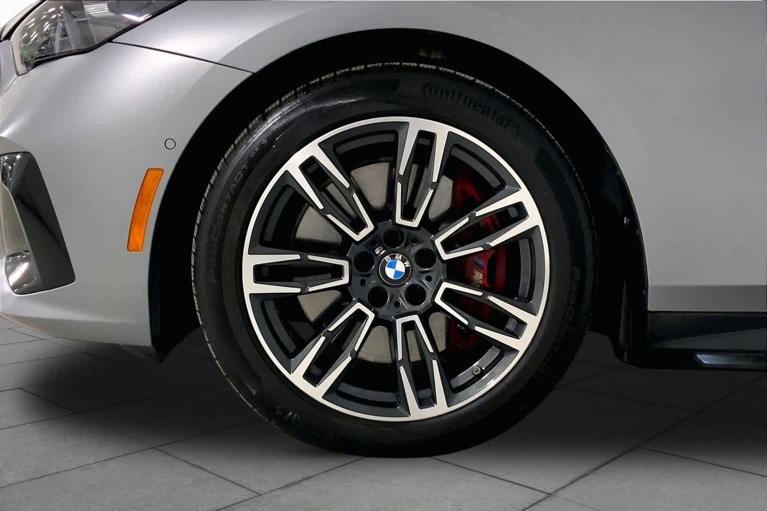 Certified 2024 BMW 540i xDrive w/ Premium Package AWD/4WD image 10