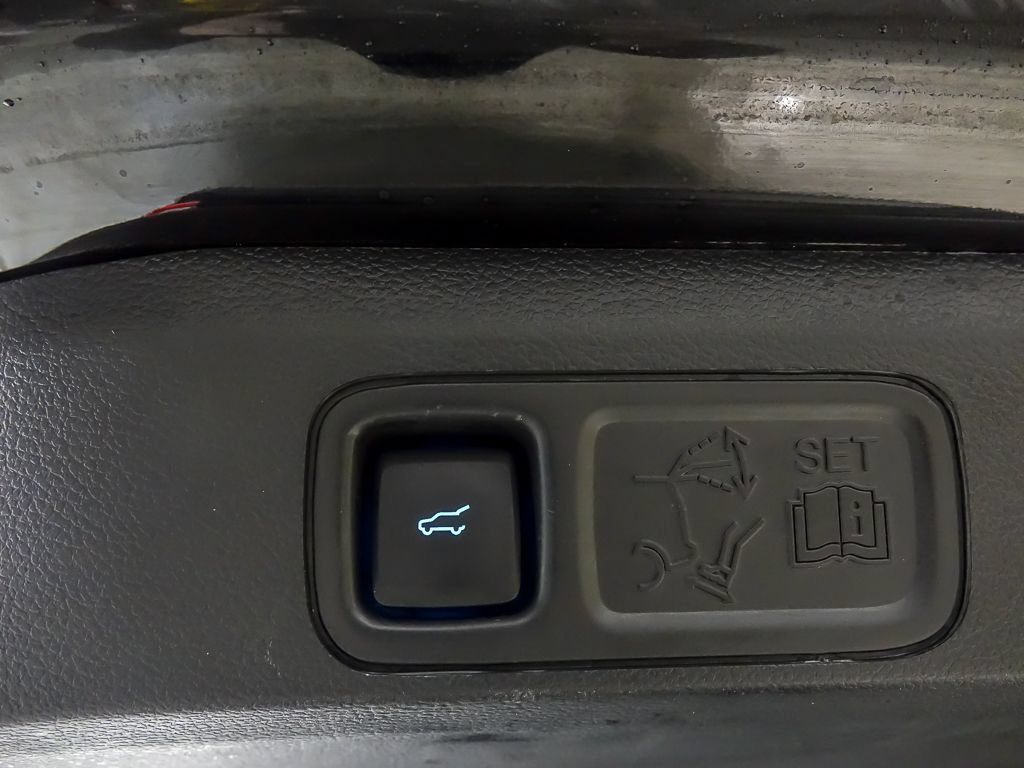 Used 2021 Ford Expedition XLT AWD/4WD image 22