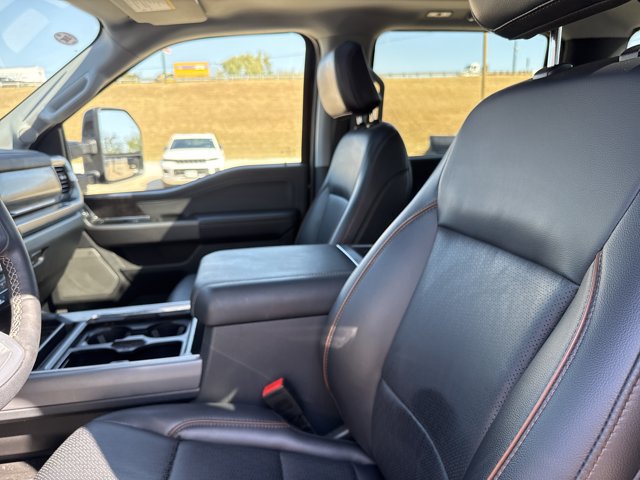 Used 2025 Ford F250 Lariat w/ Black Appearance Package AWD/4WD image 5