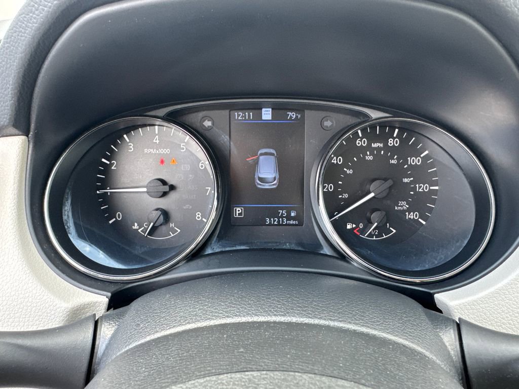 Used 2022 Nissan Rogue Sport SL image 27
