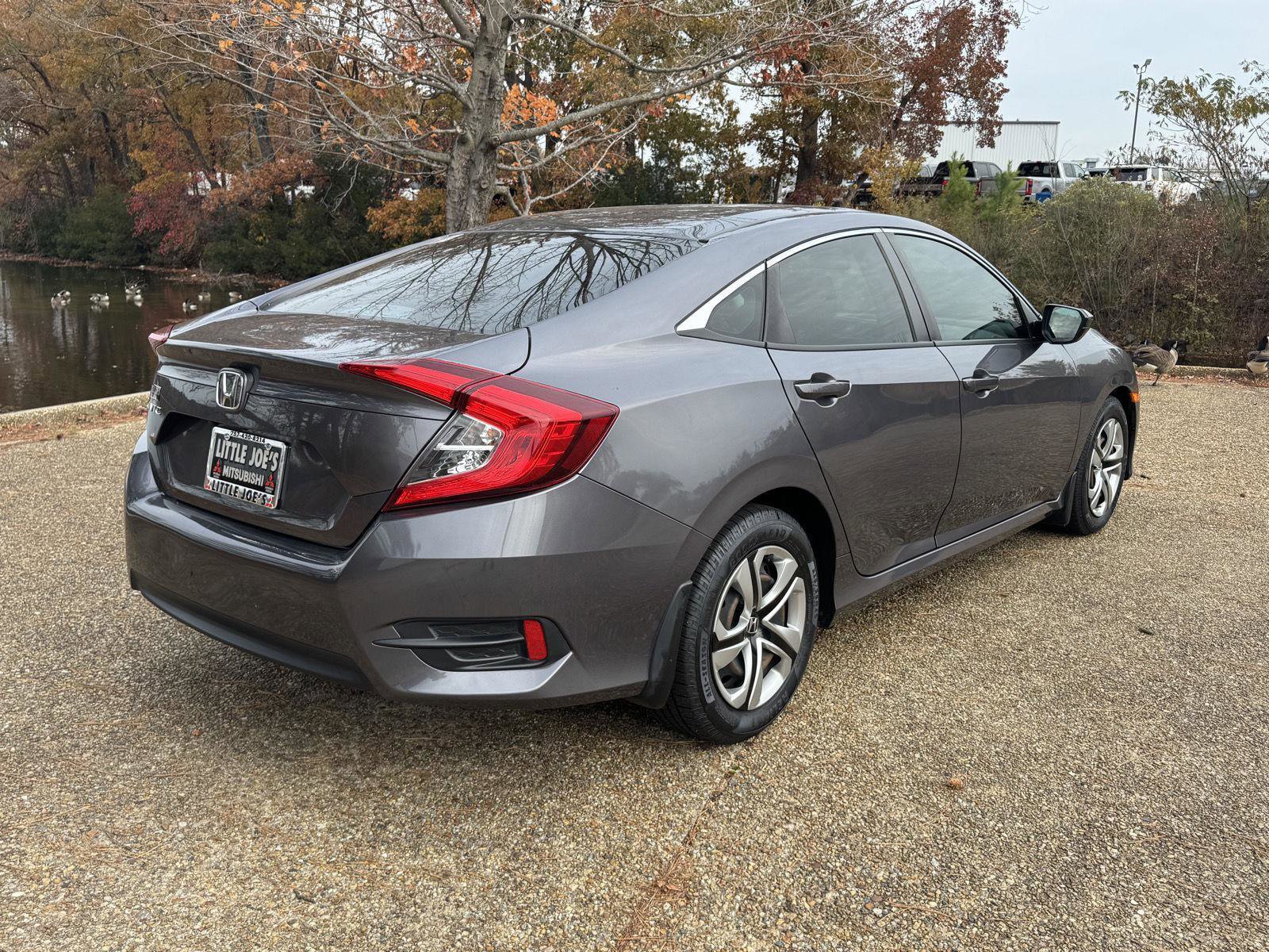Used 2018 Honda Civic LX image 4
