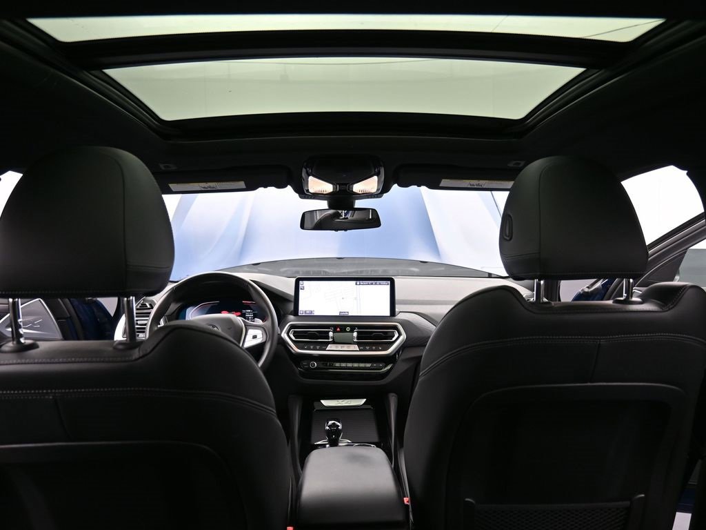 Used 2024 BMW X4 xDrive30i image 17