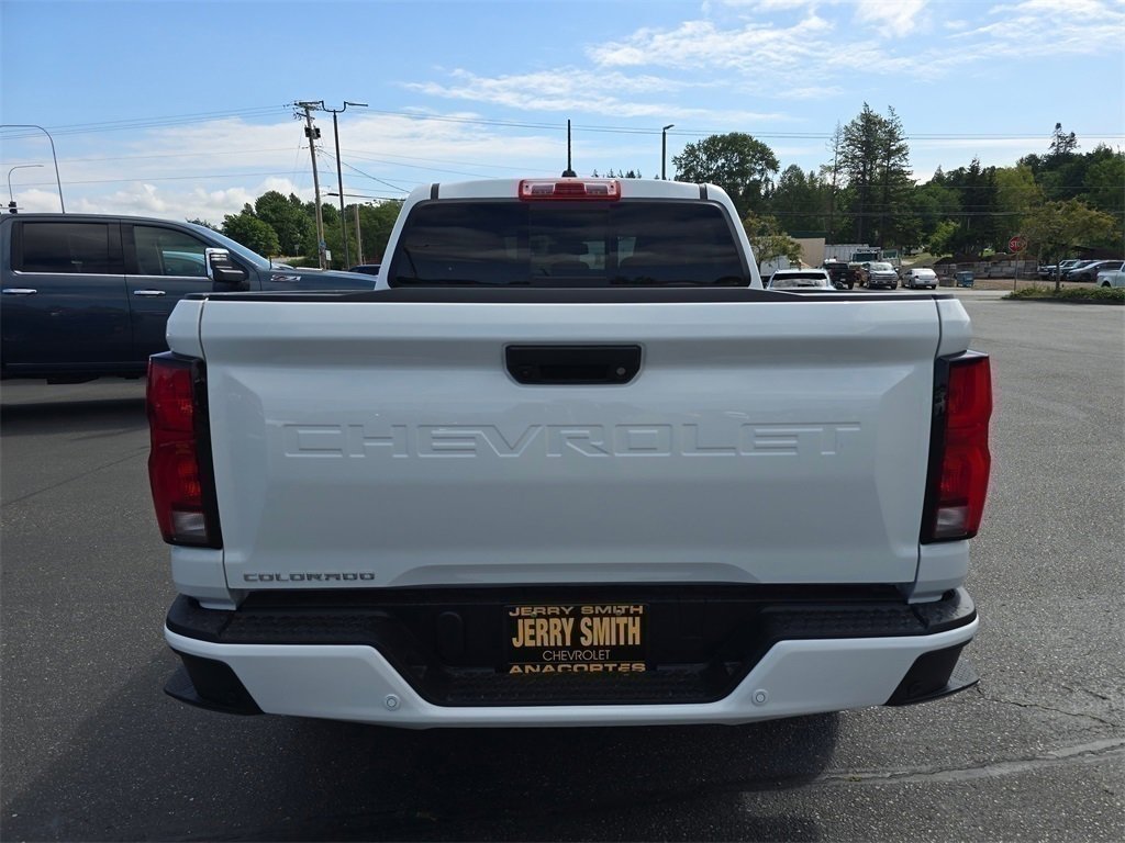 New 2025 Chevrolet Colorado LT w/ LT Convenience Package image 14