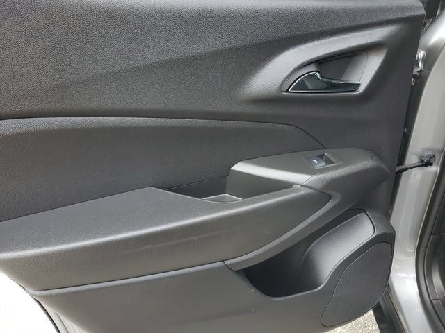 Used 2025 Chevrolet Trax ACTIV w/ Driver Confidence Package FWD image 14