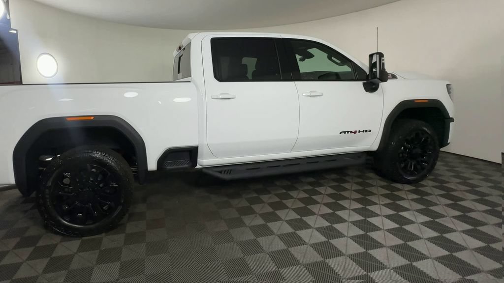 New 2026 GMC Sierra 2500 AT4 w/ Technology Package AWD/4WD image 11