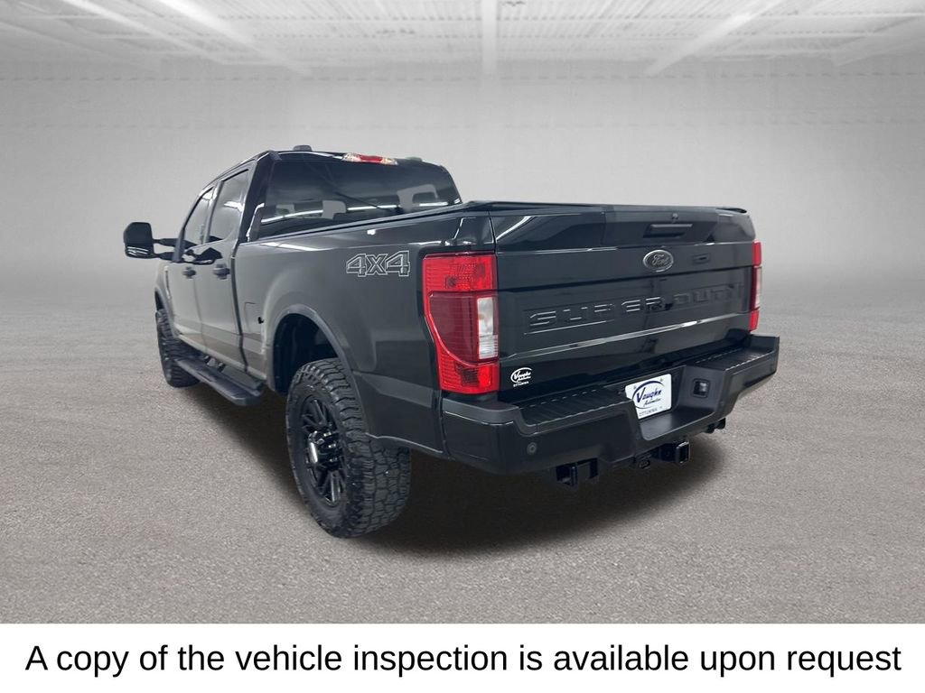 Used 2022 Ford F250 XLT w/ Black Appearance Package AWD/4WD image 9