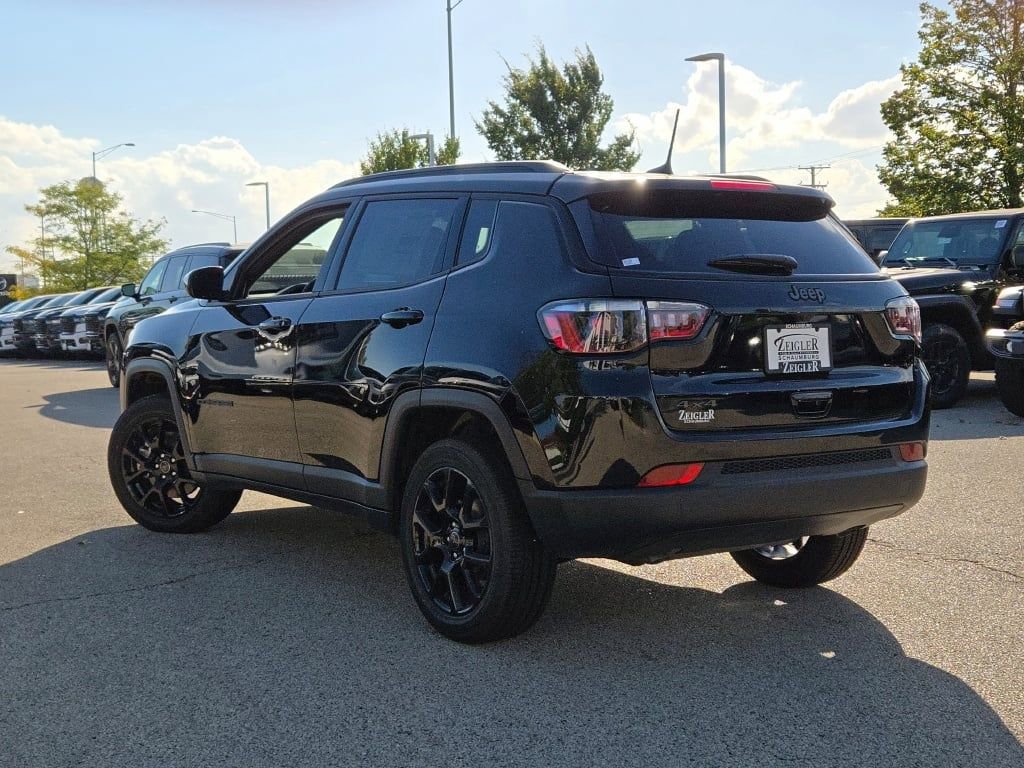 New 2026 Jeep Compass Latitude image 14