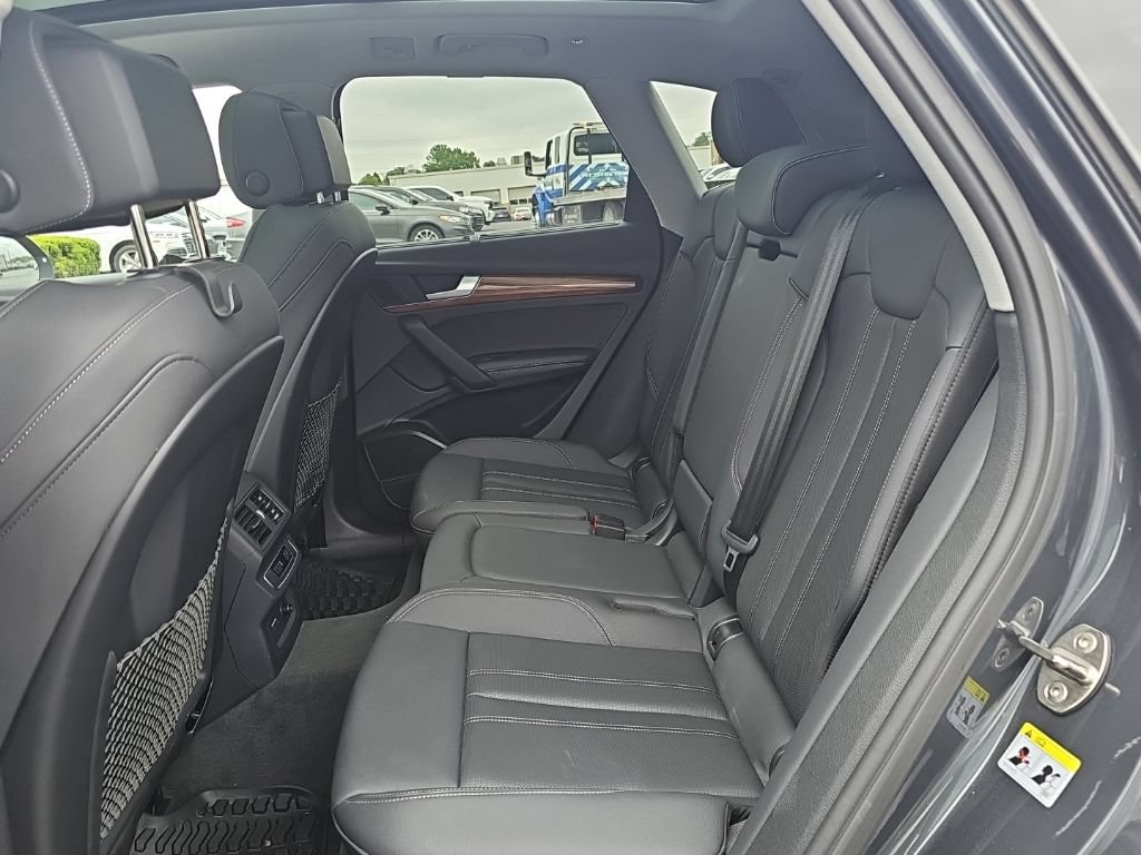 Certified 2023 Audi Q5 Premium AWD/4WD image 12