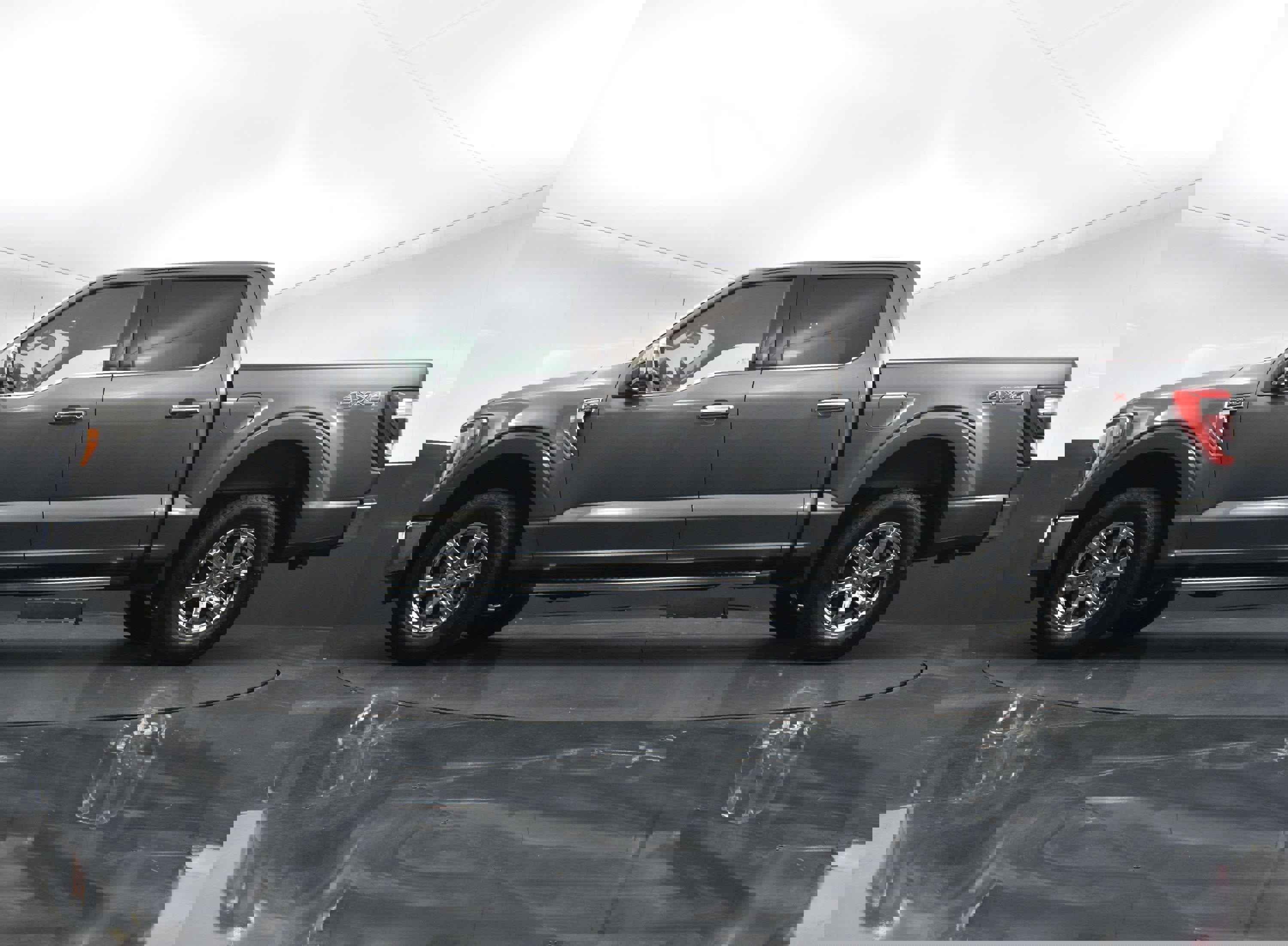 Used 2023 Ford F150 Lariat image 38