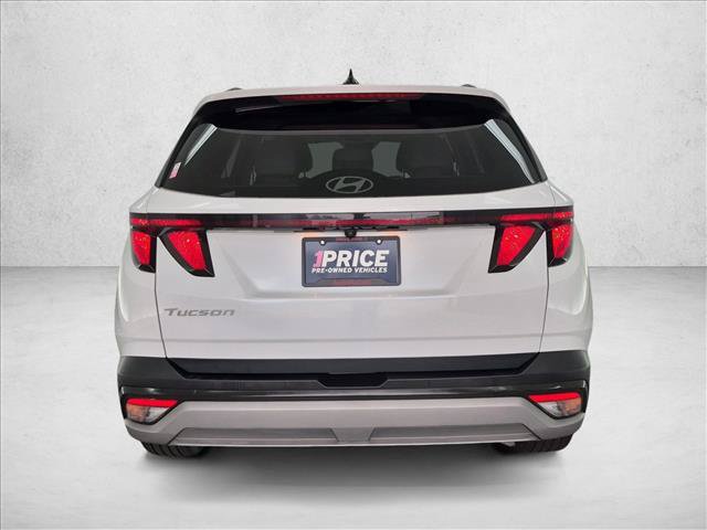 Used 2025 Hyundai Tucson SEL FWD image 7