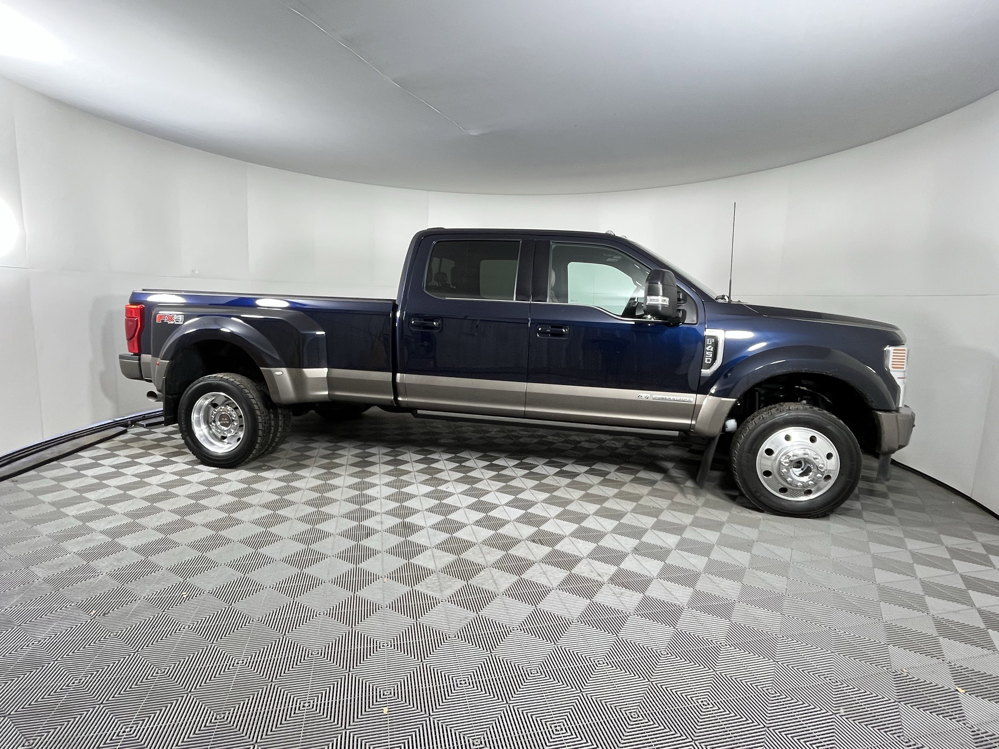 Used 2022 Ford F450 King Ranch w/ King Ranch Ultimate Package image 5