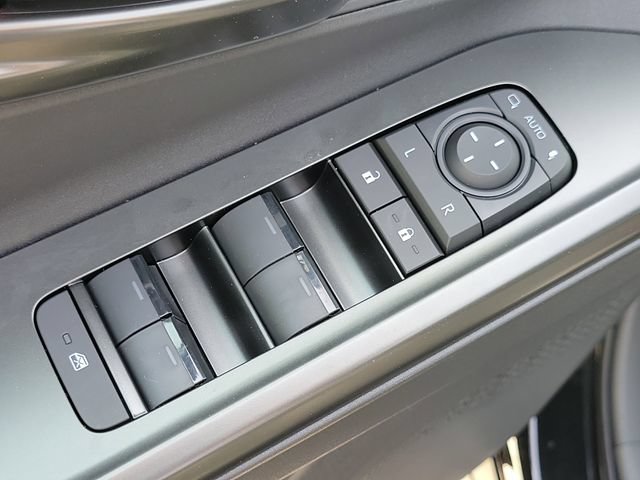 New 2026 Toyota C-HR AWD/4WD image 10