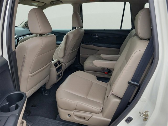 Used 2016 Honda Pilot Elite image 7