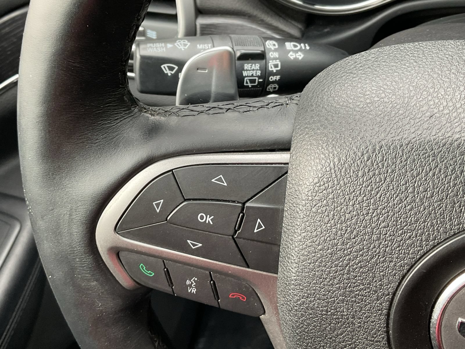 Used 2017 Jeep Grand Cherokee Summit AWD/4WD image 20