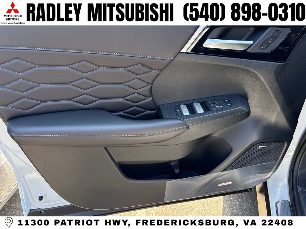 New 2026 Mitsubishi Outlander SEL AWD/4WD image 12