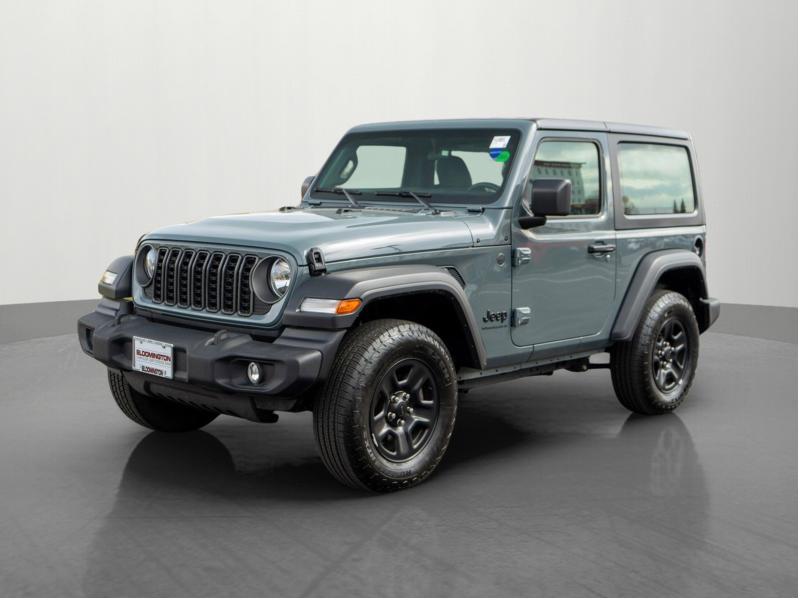 Used 2025 Jeep Wrangler Sport AWD/4WD image 3
