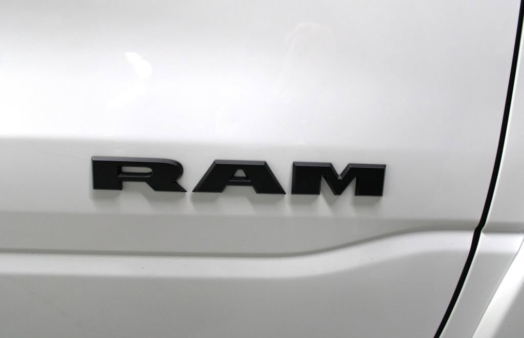 New 2026 RAM 1500 Big Horn w/ Night Edition image 38