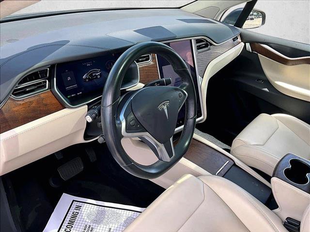 Used 2017 Tesla Model X 90D AWD/4WD image 14