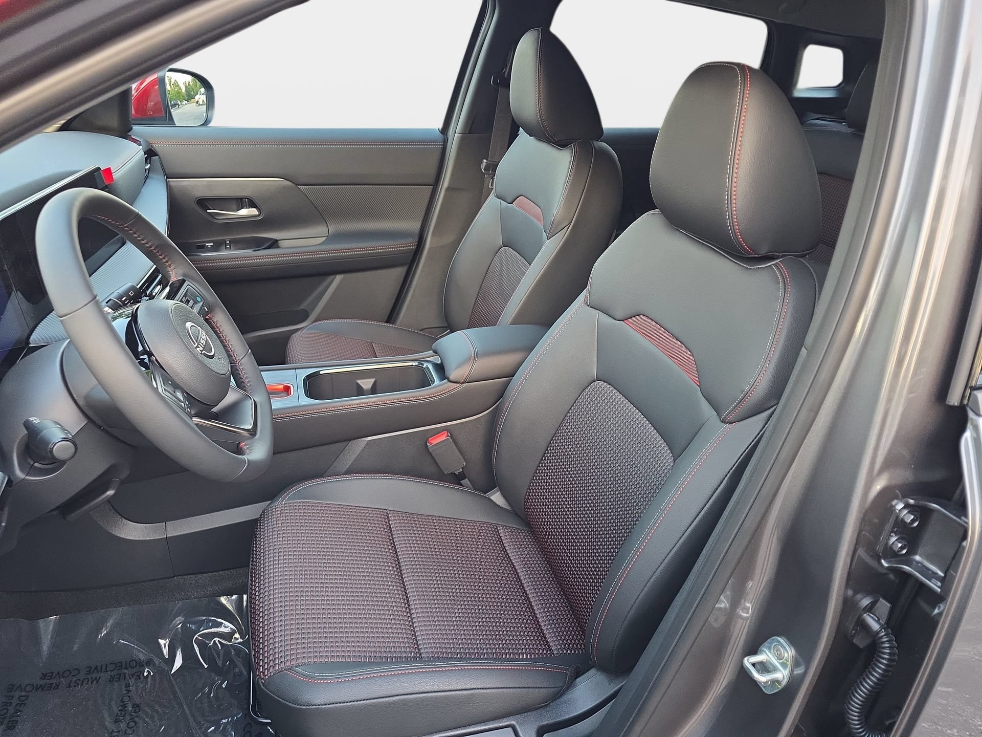 New 2026 Nissan Kicks SR FWD image 14