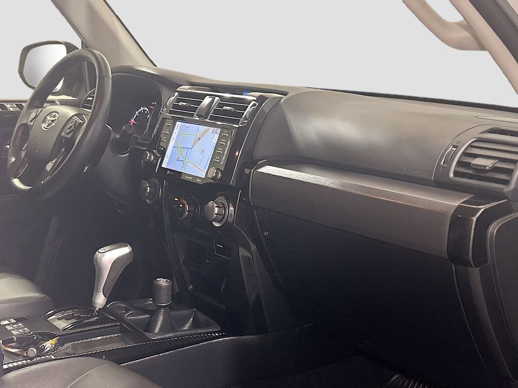 Used 2024 Toyota 4Runner TRD Off-Road Premium AWD/4WD image 27