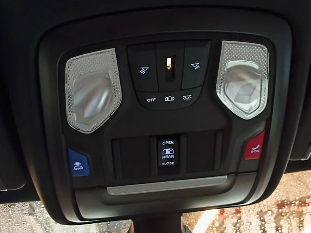 Used 2023 RAM 1500 Big Horn AWD/4WD image 28