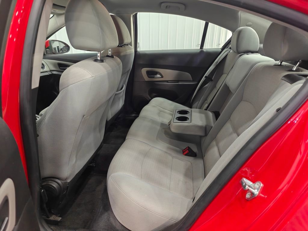 Used 2015 Chevrolet Cruze LT FWD image 25