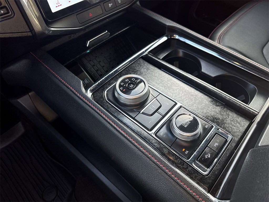 Used 2023 Ford Expedition Limited image 29