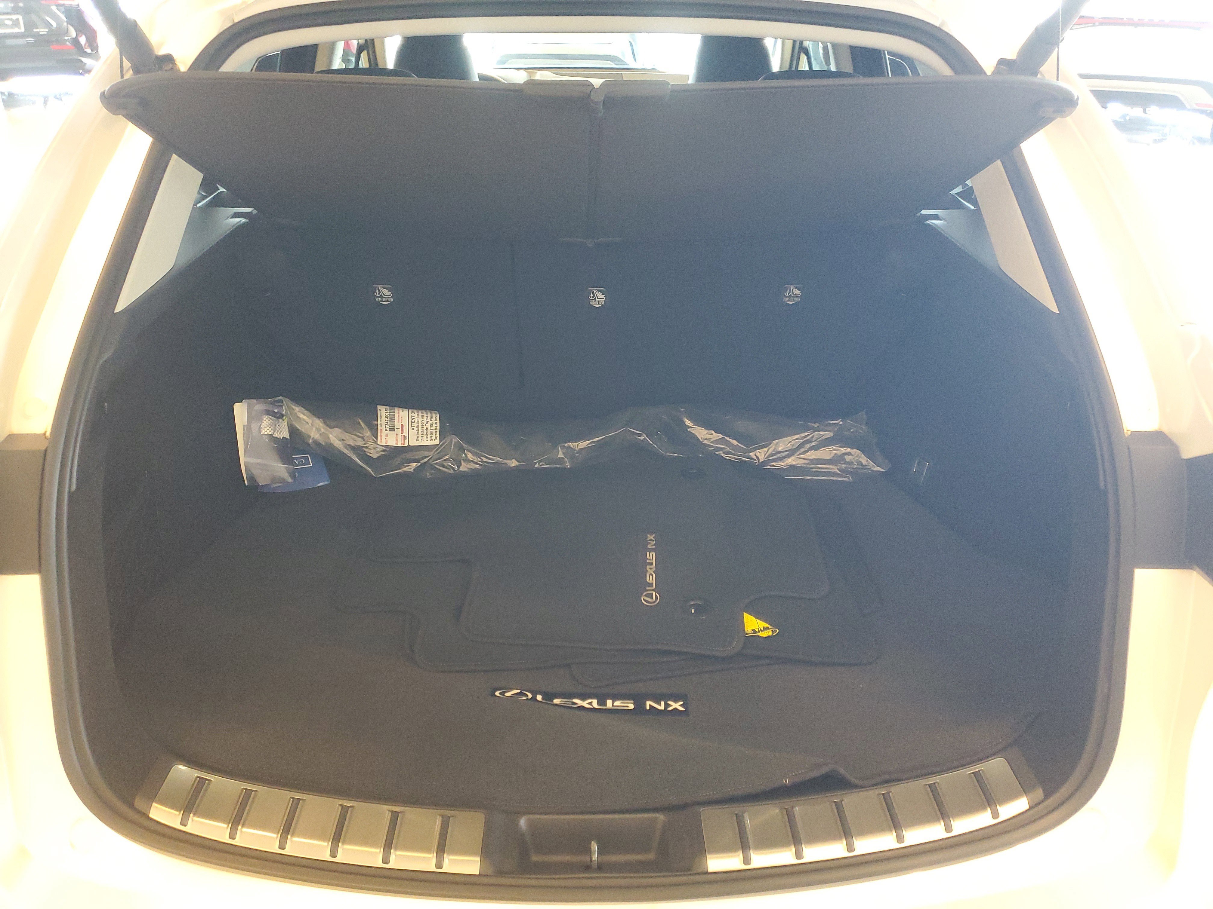Certified 2024 Lexus NX 250 FWD image 12
