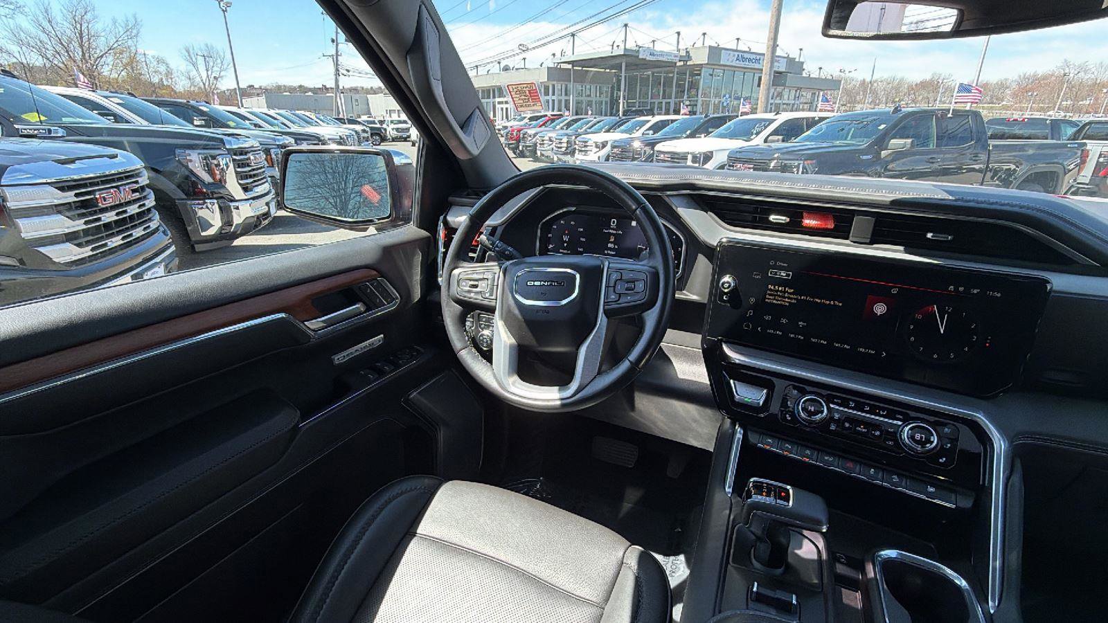 Used 2023 GMC Sierra 1500 Denali AWD/4WD image 21