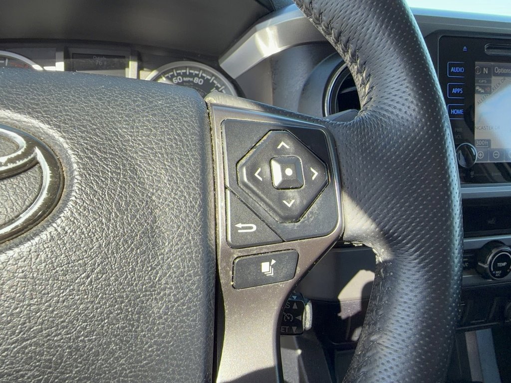 Used 2017 Toyota Tacoma SR5 w/ Tow Package image 24