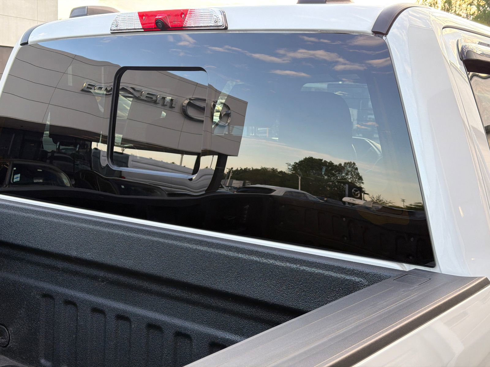 Used 2022 Ford F350 Lariat w/ Lariat Ultimate Package AWD/4WD image 9