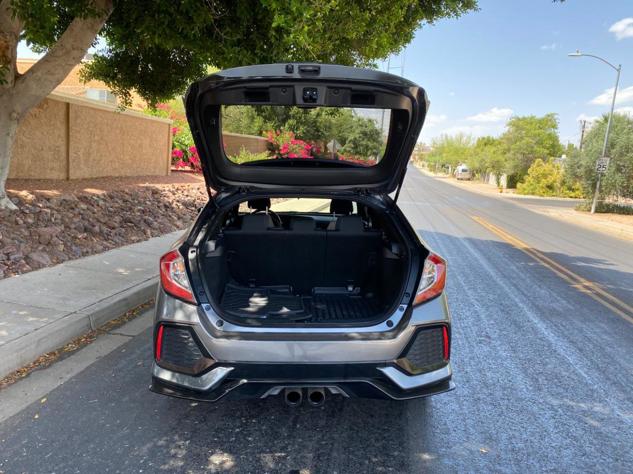 Used 2017 Honda Civic Sport image 10