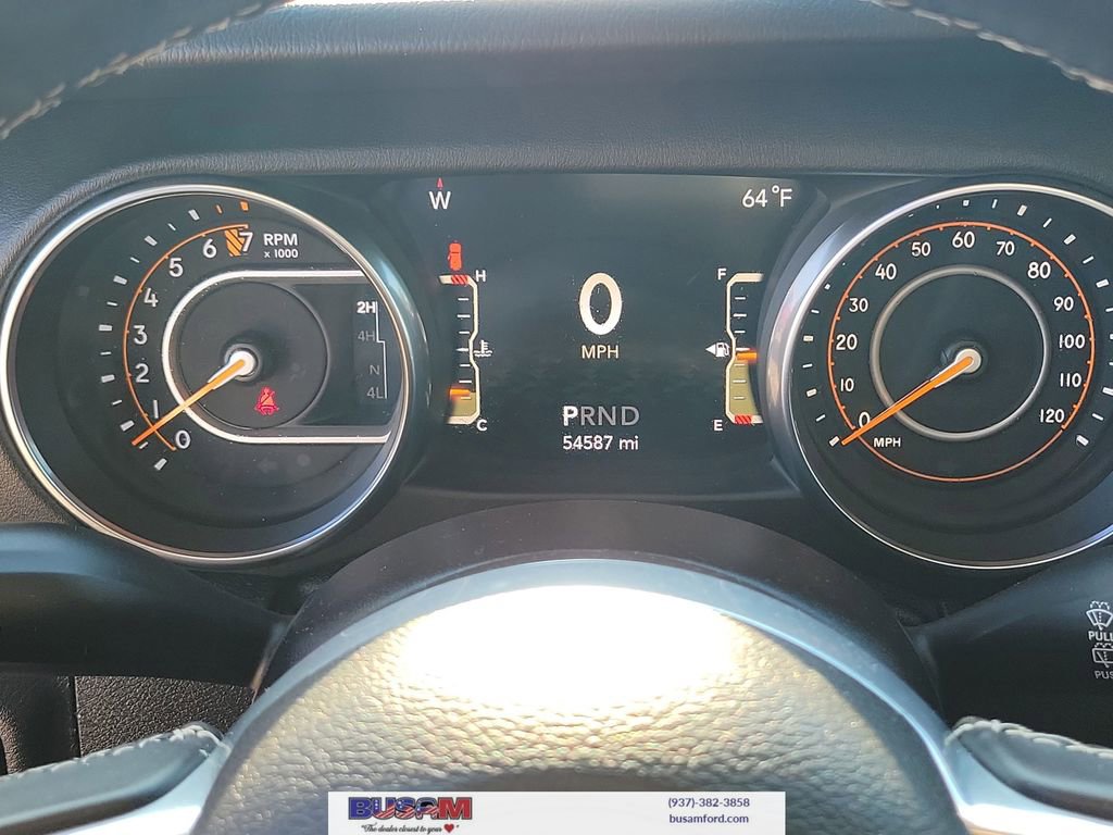 Used 2019 Jeep Wrangler Unlimited Sahara w/ Dual Top Group image 21