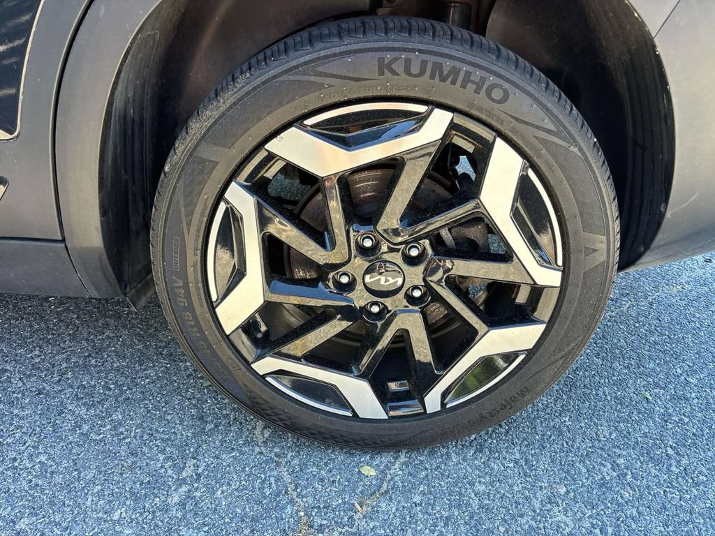 Certified 2024 Kia Seltos SX w/ SX Sunroof Package AWD/4WD image 8