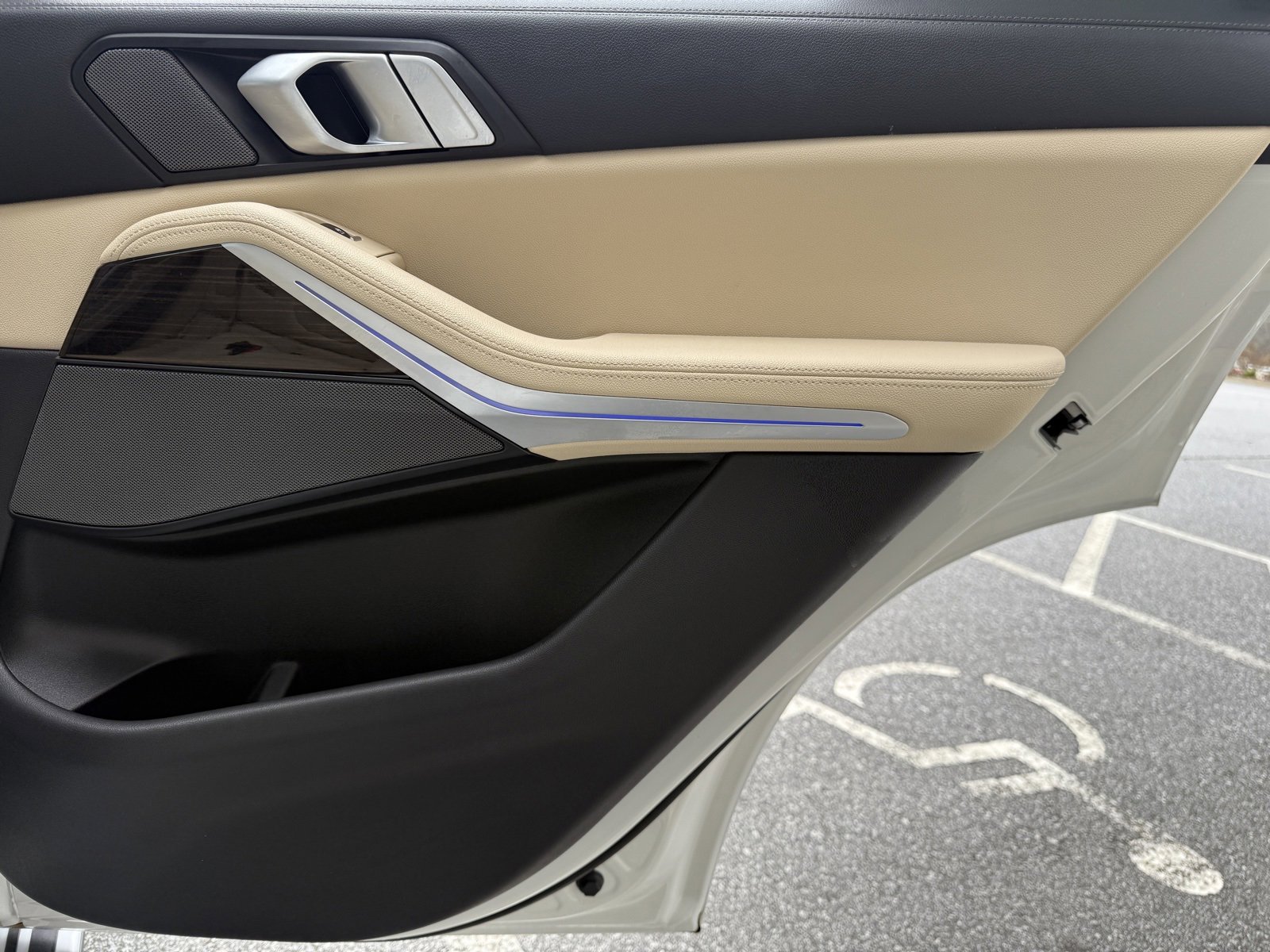 Used 2020 BMW X5 xDrive40i w/ Convenience Package image 46