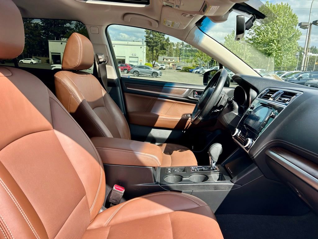 Used 2018 Subaru Outback 3.6R Touring AWD/4WD image 15