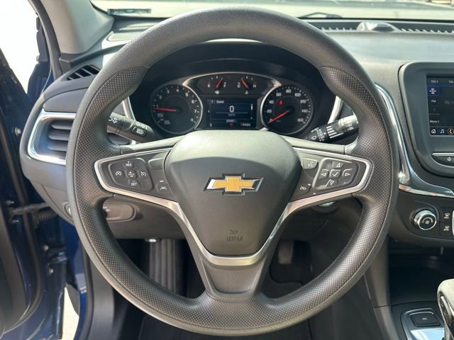 Used 2022 Chevrolet Equinox LT w/ LPO, Cargo Package AWD/4WD image 6