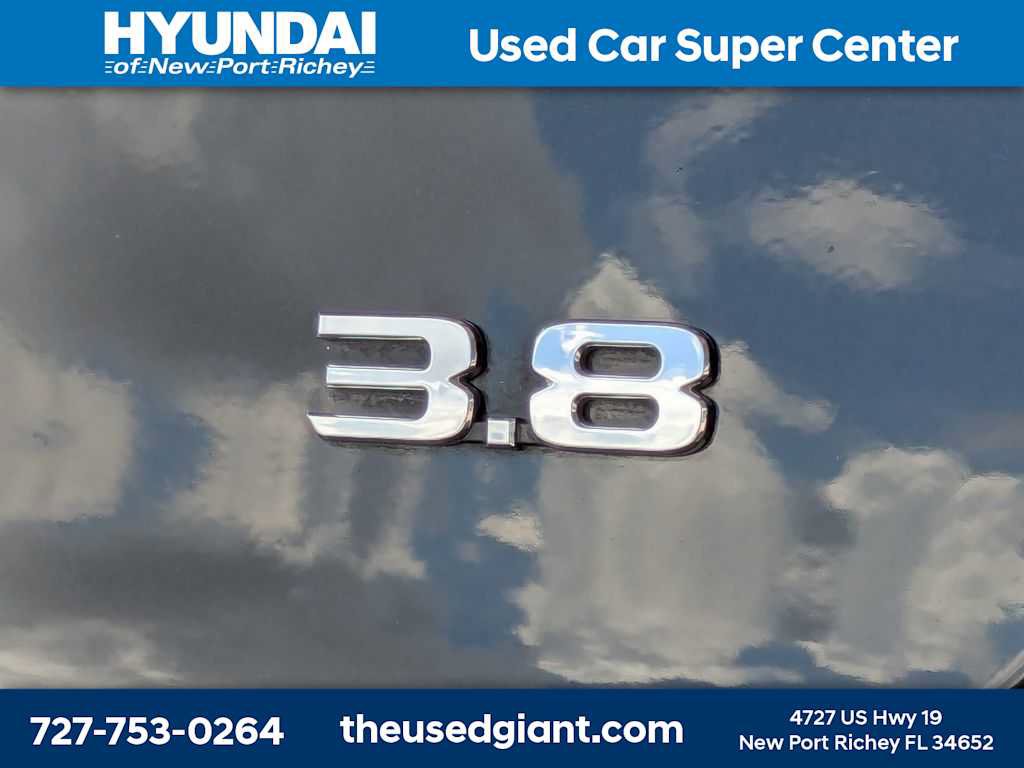 Used 2018 Genesis G80 3.8 w/ Option Group 02 RWD image 11