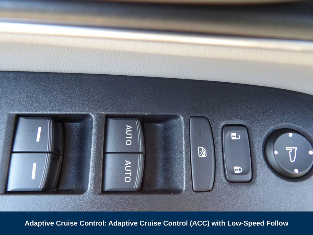 Used 2020 Honda CR-V Touring image 10